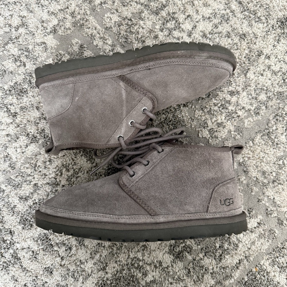 UGG Men's Neumel Chukka Boots Gray Charcoal Suede Fur Lined Lace Up Size 9